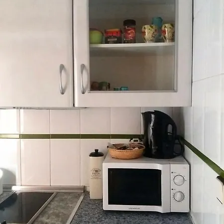 Amazing Sunny Flat With Balcony Pool Two Mins From The 아파트 *