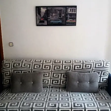 아파트 Amazing Sunny Flat With Balcony Pool Two Mins From The 또레비에하