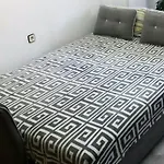Amazing Sunny Flat With Balcony Pool Two Mins From The Torrevieja