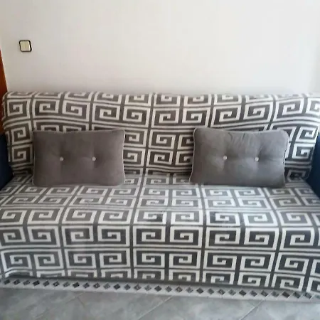 Amazing Sunny Flat With Balcony Pool Two Mins From The